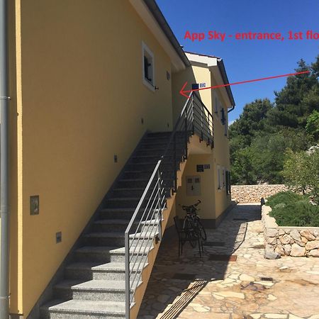 Gavza Sky View Apartment Cres Kültér fotó