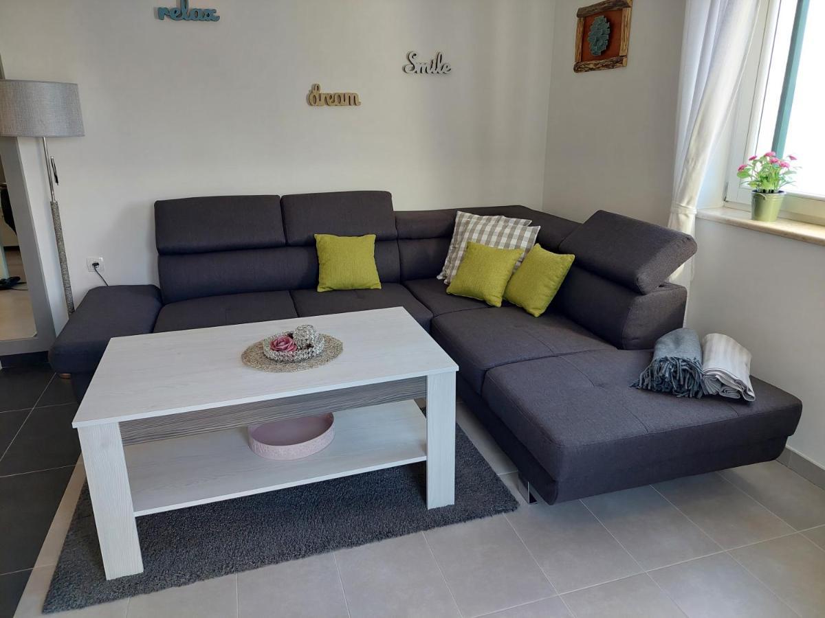 Gavza Sky View Apartment Cres Kültér fotó