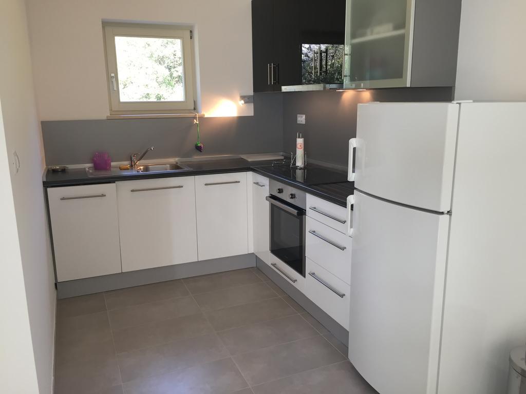 Gavza Sky View Apartment Cres Kültér fotó