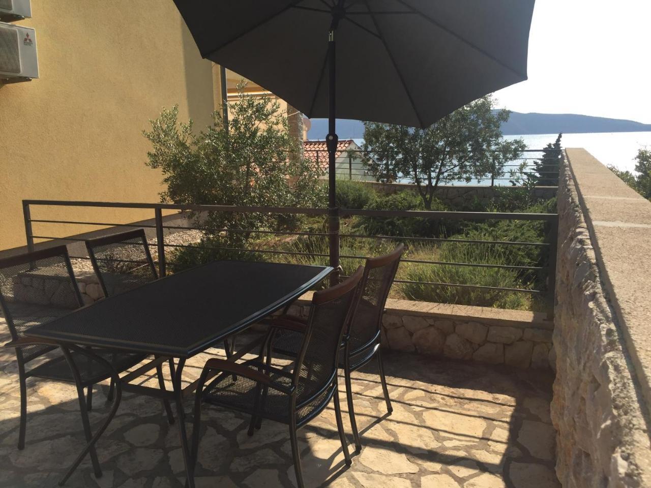 Gavza Sky View Apartment Cres Kültér fotó